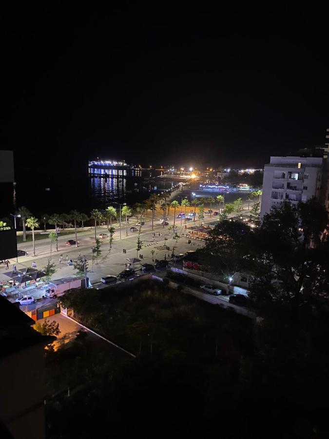 The Rooftop Vlorë 外观 照片